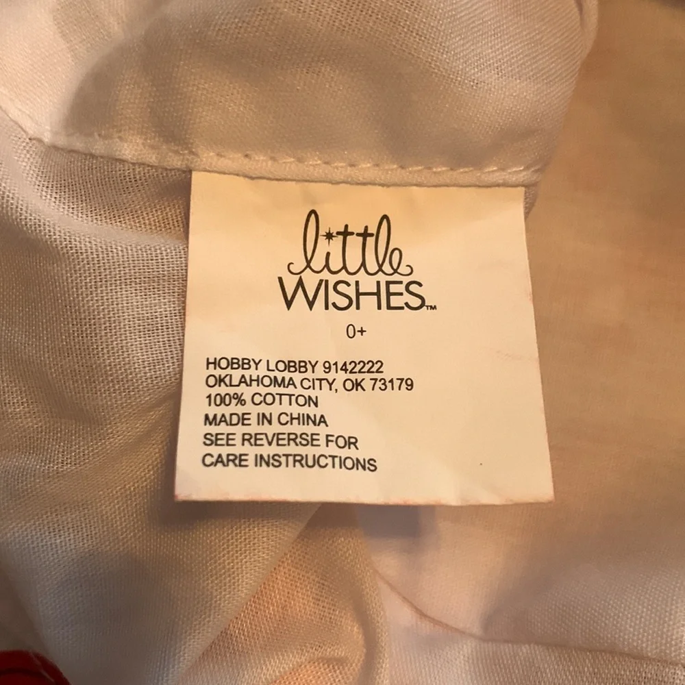 Little Wishes Playful Red Crab Design on White Bucket Sun Hat 0+ NWOT